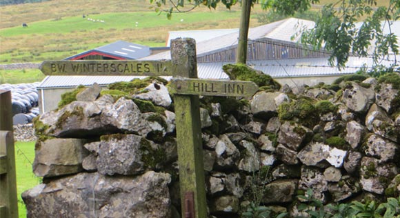 Hill-Inn-signpost