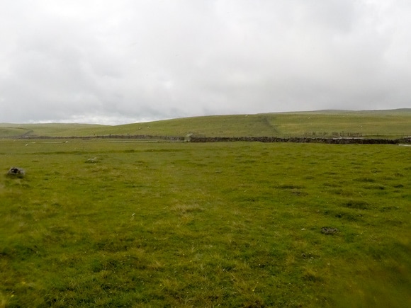 Watersinks Car Park to Malham Cove