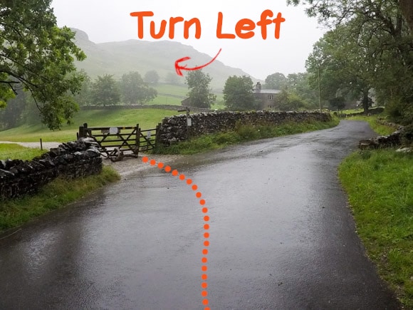 Left turn to Gordale Scar 2